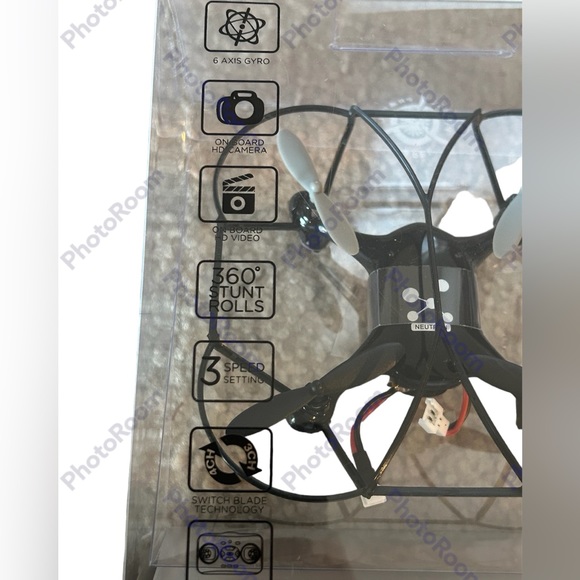 Propel RC Neutron 2.4GHz Indoor/Outdoor Quad Rotor Helicopter W/ HD Came… - Picture 2 of 6